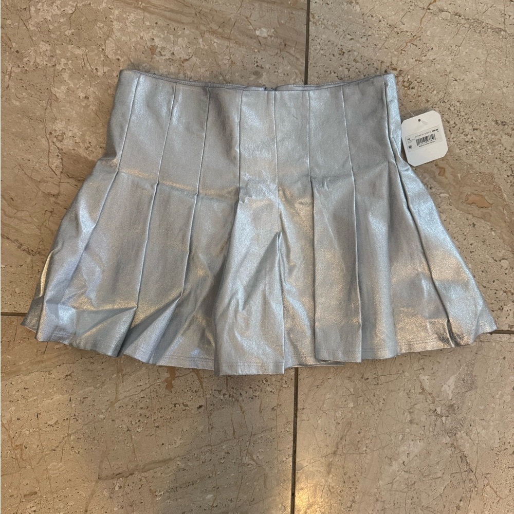alterd state silver pleated skort short women size medium NEW